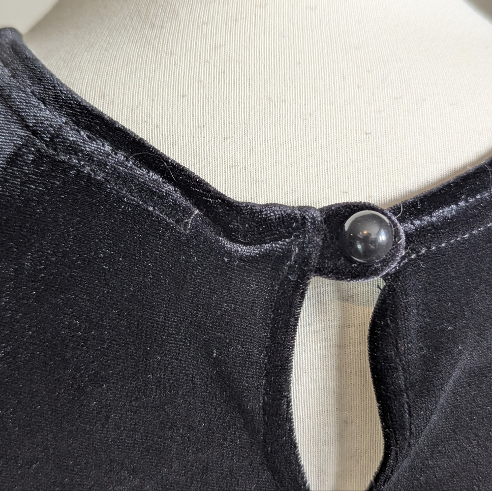 Scarlet Vintage Black Velvet Mini Dress Keyhole Medium Goth Workwear Mori - Picture 7 of 8